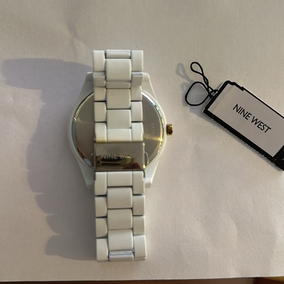 NINE WEST Women's Quartz Matte White Alloy Link Bracelet Watch, 42mm - Picture 3 of 5